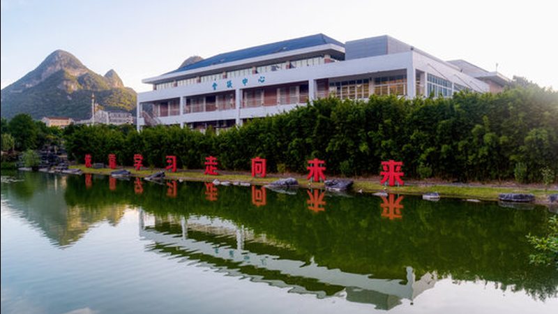 高频板样品制作：从设计到成品的工艺解析**